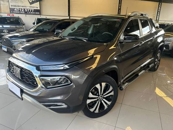 FIAT TORO 2.2 TURBO DIESEL VOLCANO 4WD AT9